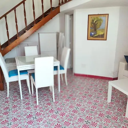Visitponza - Olimpo Apartment
